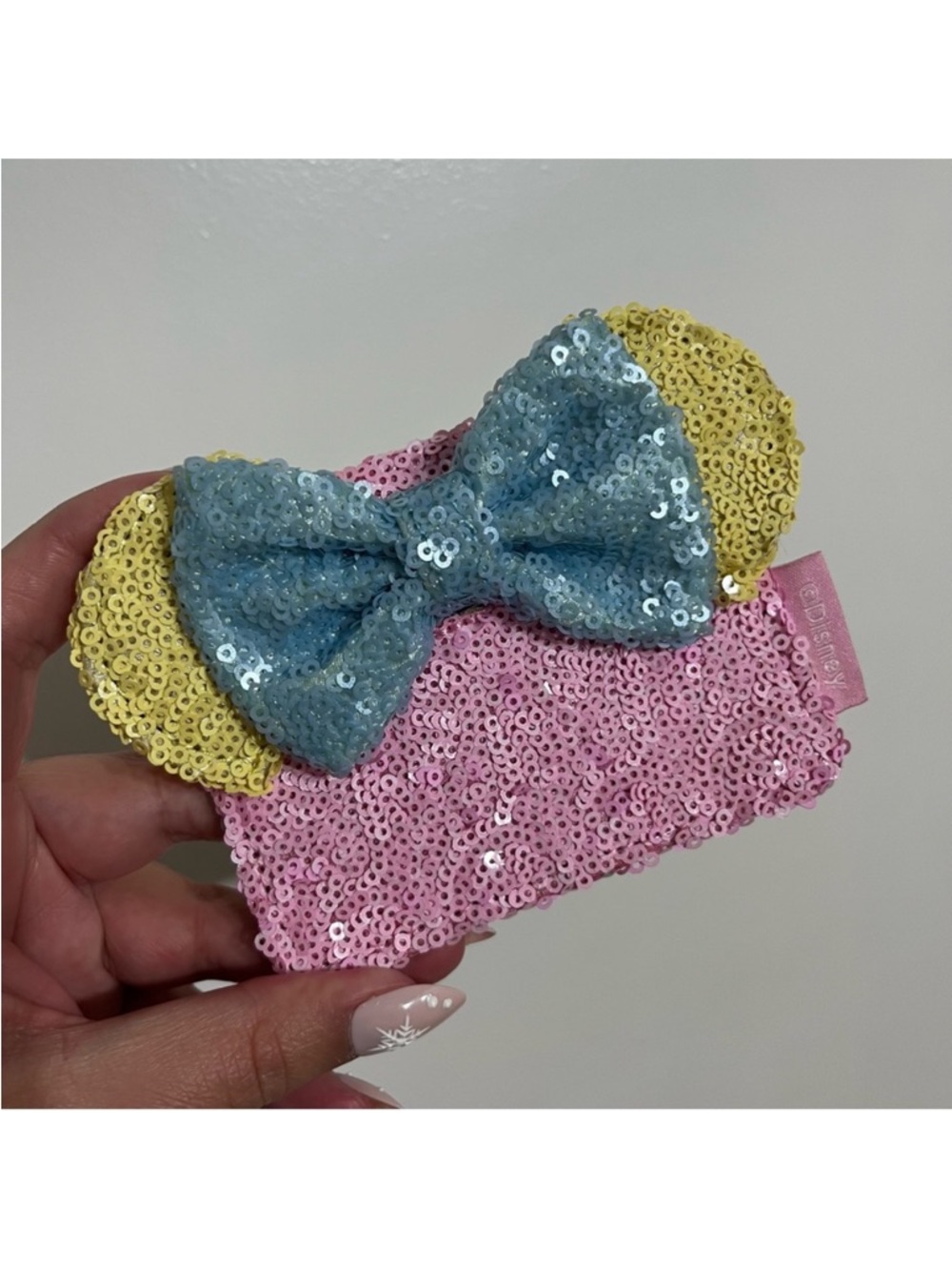 Loungefly Disney Minnie Mouse Pastel Sequin Card Case Holder